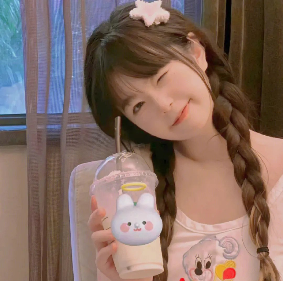 亿万富女